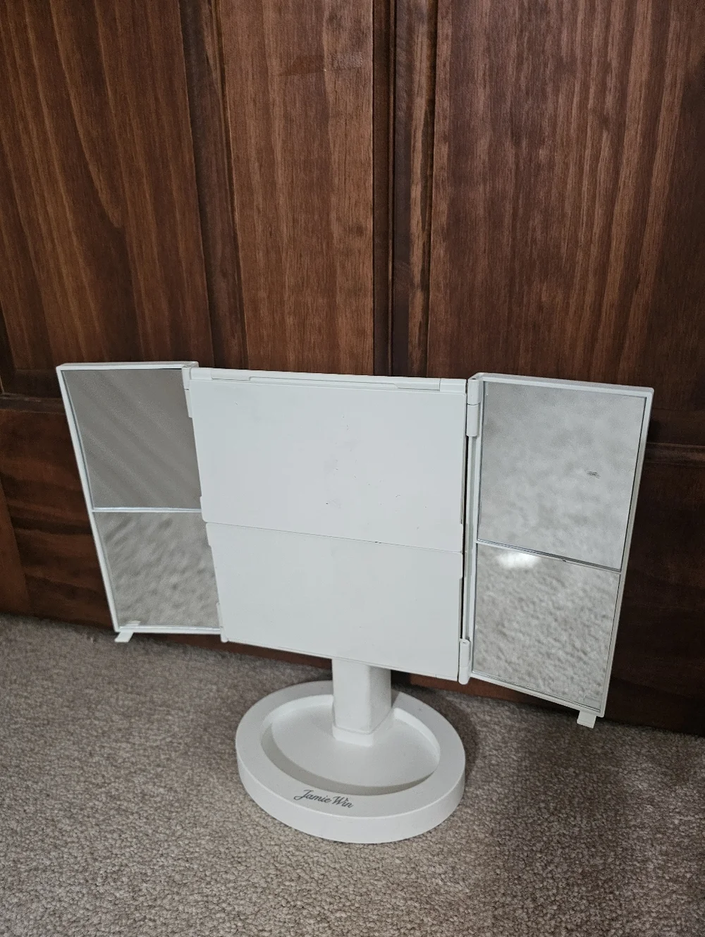 Makeup Mirror - Picture 4 of 6